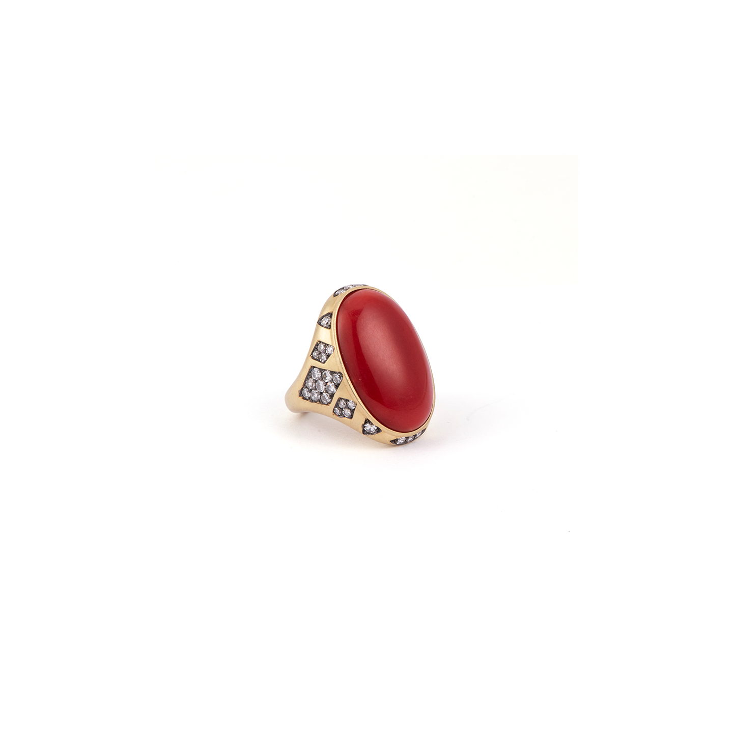 Sylva & Cie Gilded Age Coral Ring with Diamonds