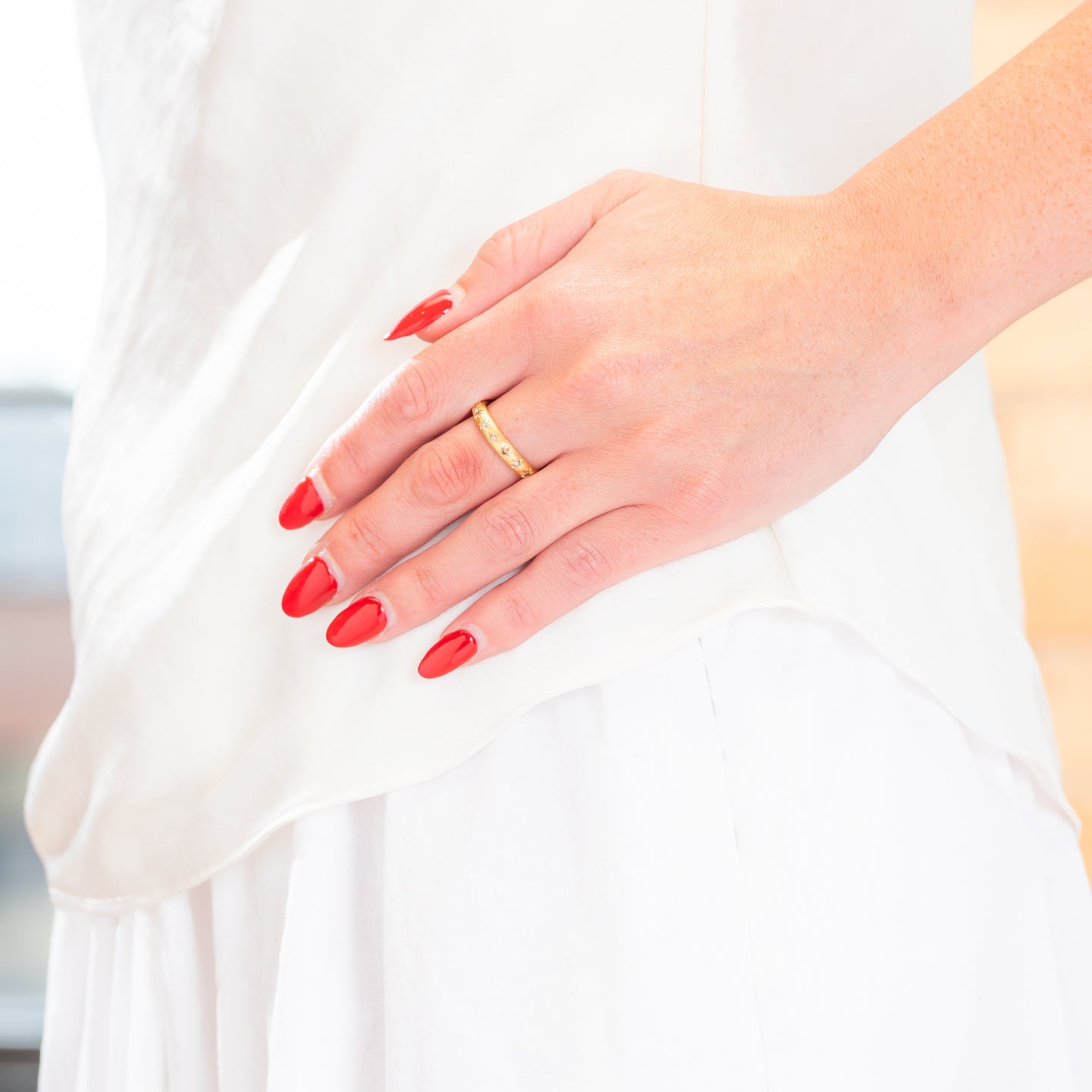 Caroline Ellen Rounded Ring with Star Set Cognac Diamonds