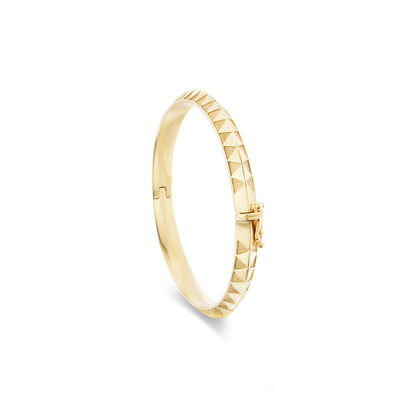 Harwell Godfrey Knife Edge Bangle in Textured Gold