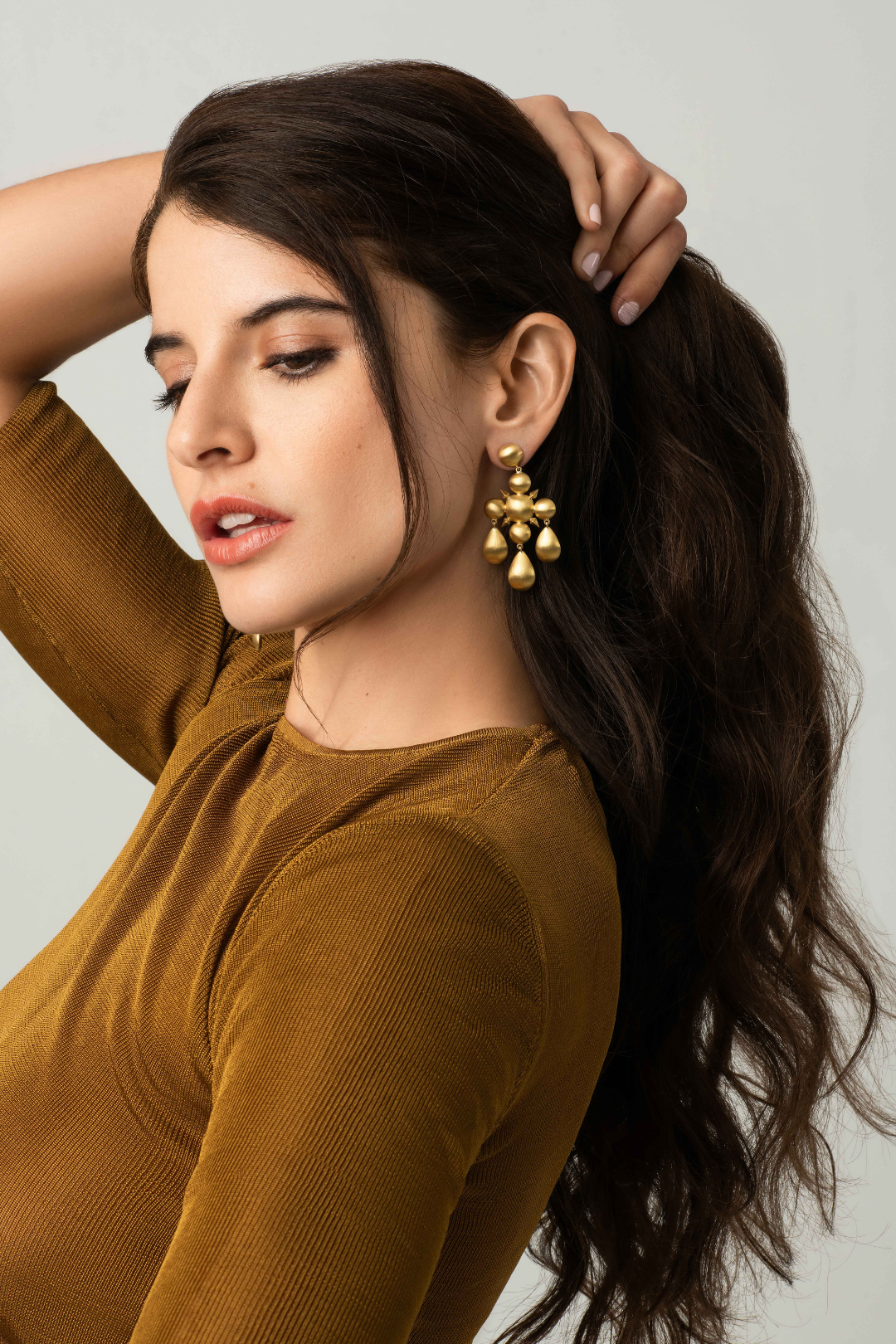 Irene Neuwirth 'Classic' Puffed Gold Chandelier Earrings