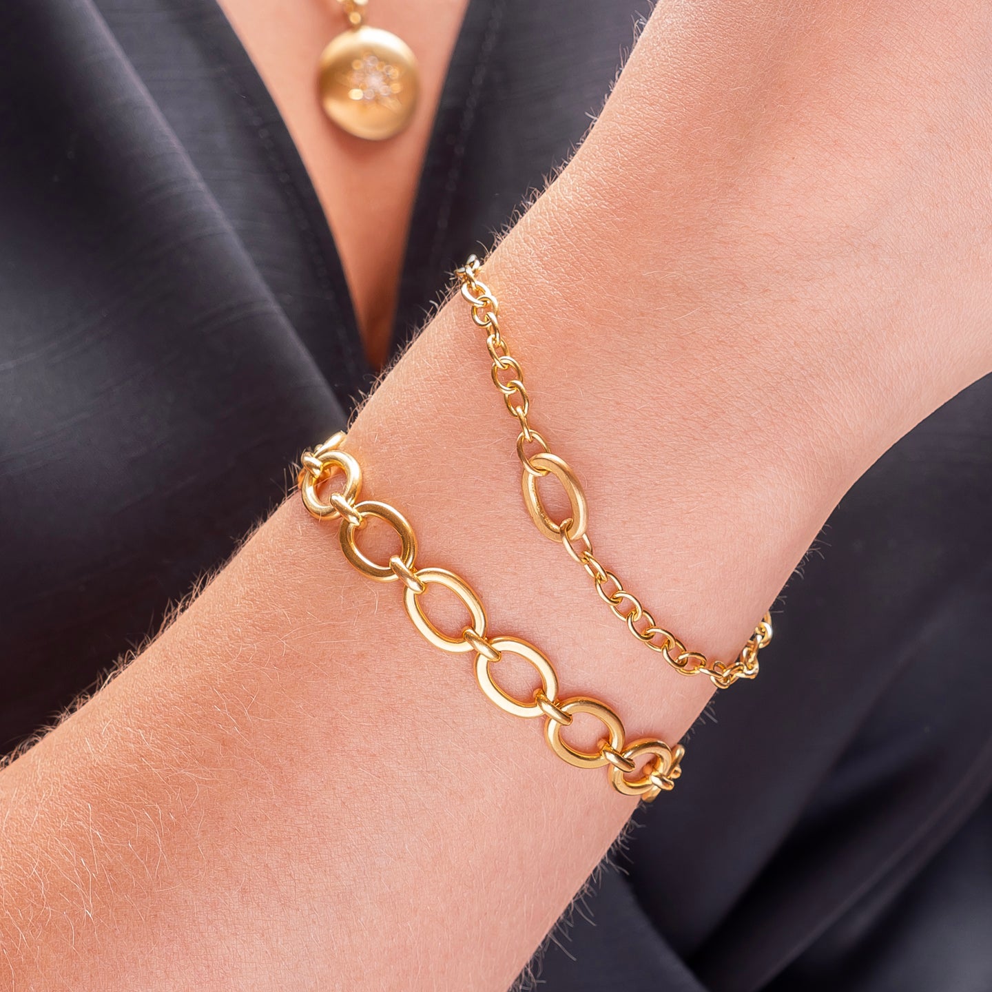 Caroline Ellen Medium Oval Link Bracelet