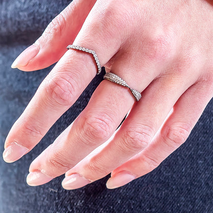 Eva Fehren Kissing Claw Ring