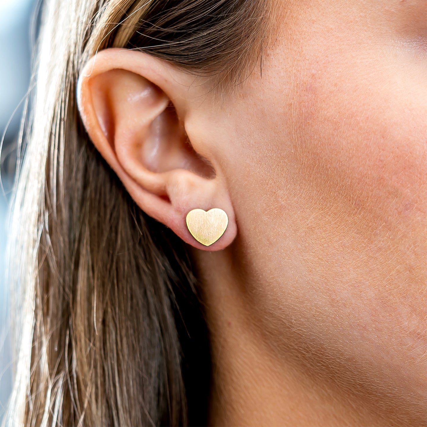 Irene Neuwirth Flat Gold Heart Stud Earrings